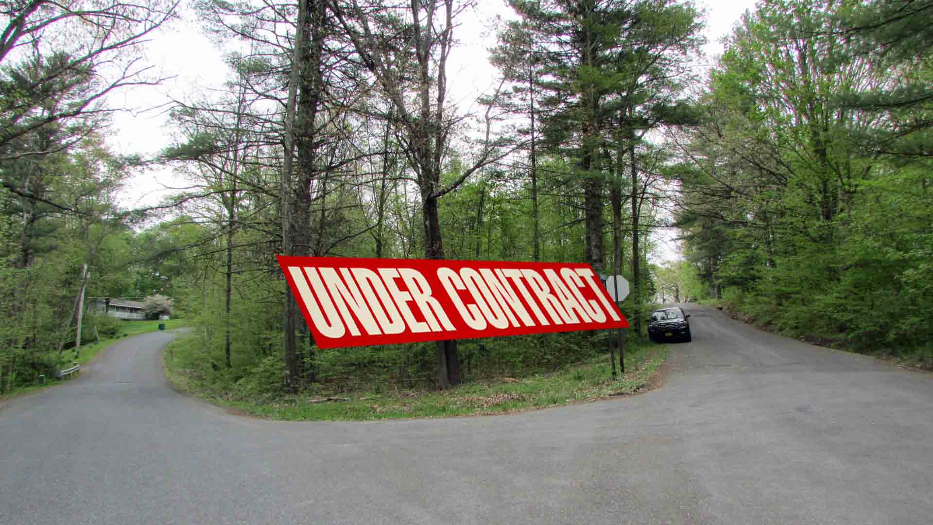 “CORNER LOT”  .78 Acre Level, Wooded Corner Building Lot Kerhonkson. Mins Minnewaska! 2 hrs/NYC! Only $4,999 down