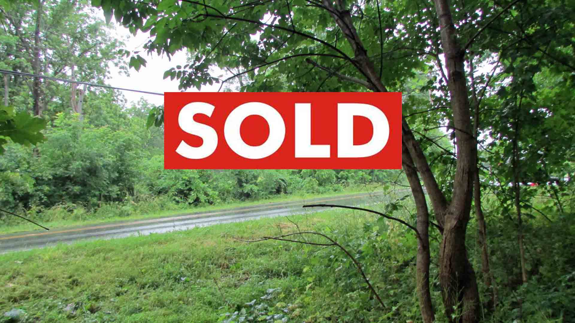 HIDDEN JEWEL – .46 Acre Building Lot, Wappinger, NY – Level – Wooded – Great Location – 90 mins/NYC – Mins Metro N. – Only $19,900!!