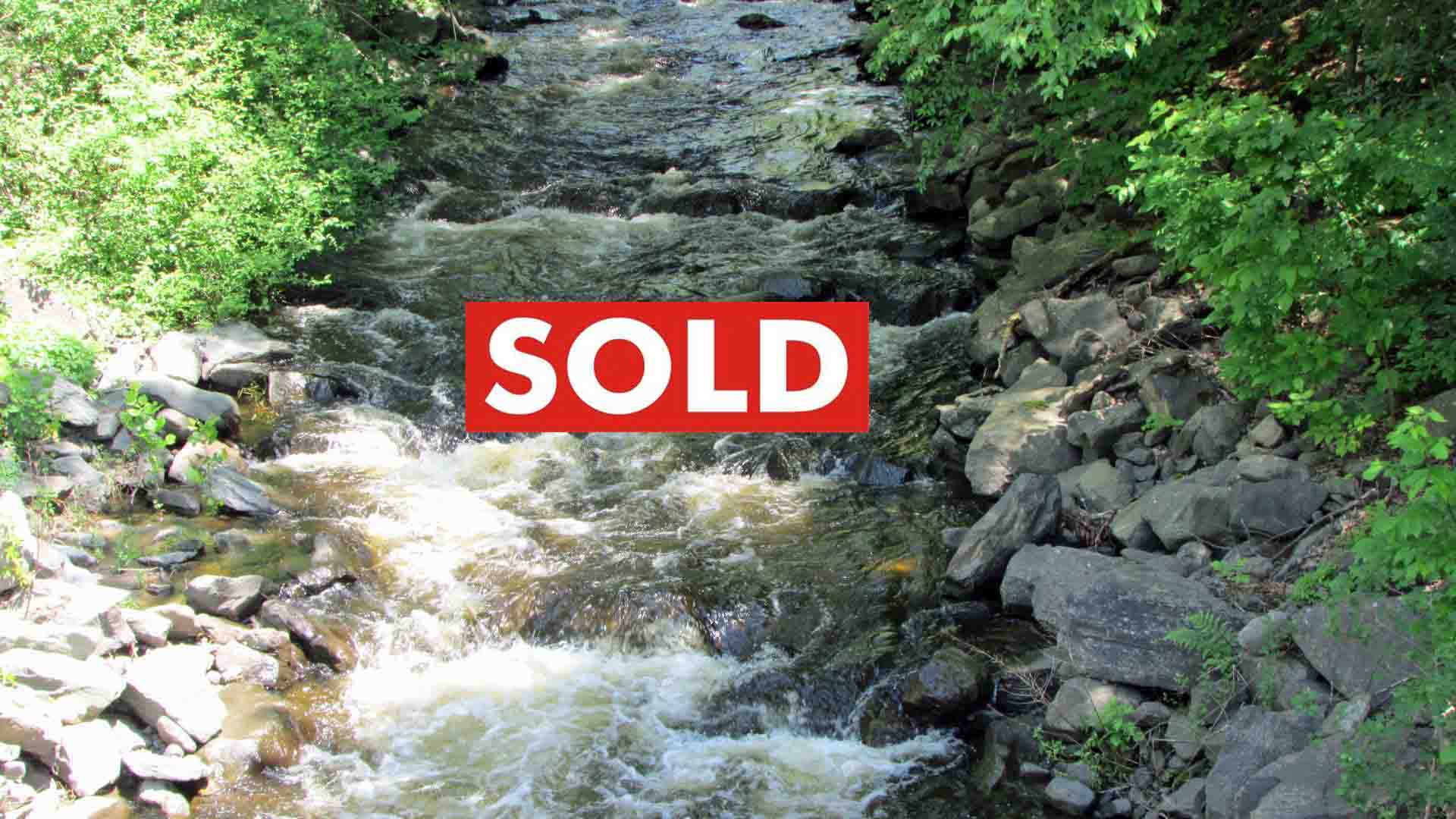 “The OC” – One (1) Pristine Acre Orange County – Stream – Driveway – Electric – Stonewalls – Only 90 mins/NYC – 10 mins/Metro North – Owner financing! – Only $24,900!