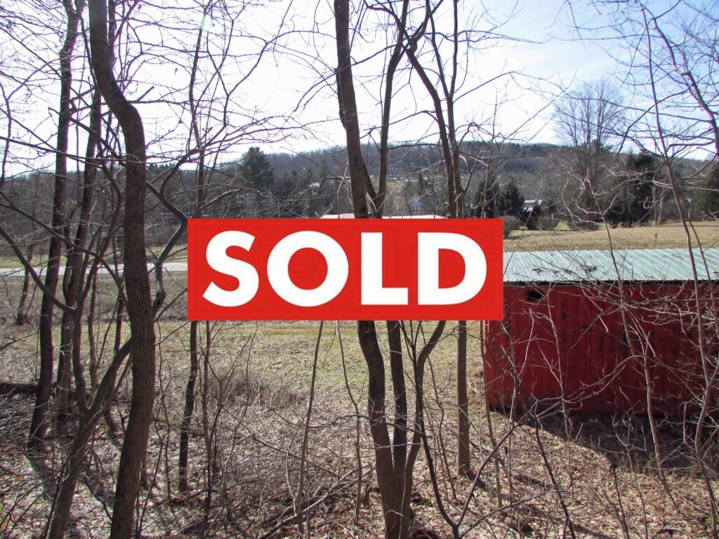 OUTSIDE THE BOX - 4.2 Country Acres Plymouth...