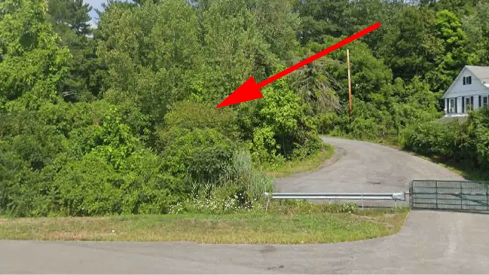 “LAND’S END” – .33 Acre End Lot,  Athens/Catskill, NY – Greene County- Electric – Good road – Driveway – Mountain views – Mins to town – 2 hrs/NYC – $19,900!